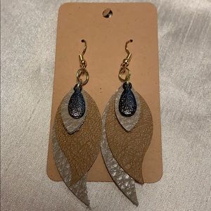 Genuine leather handmade earrings with jewels